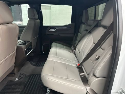 Used 2025 Chevrolet Silverado 1500 LTZ w/ LTZ Premium Package AWD/4WD image 22