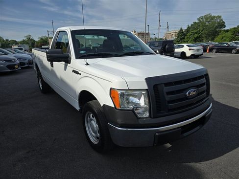Used 2010 Ford F150 XL RWD image 4