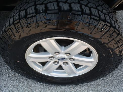Used 2022 Ford F150 XLT AWD/4WD image 23