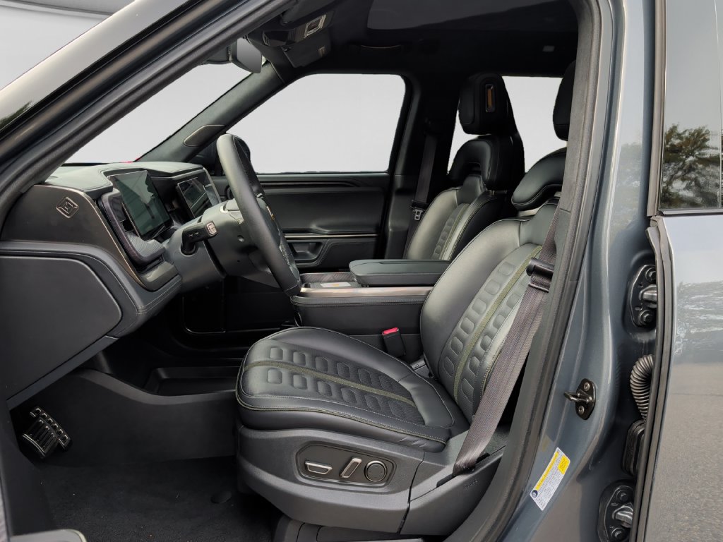 Used 2024 Rivian R1S Adventure Quad AWD/4WD image 16