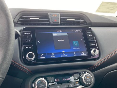 New 2025 Nissan Versa SR w/ Trunk Package image 24