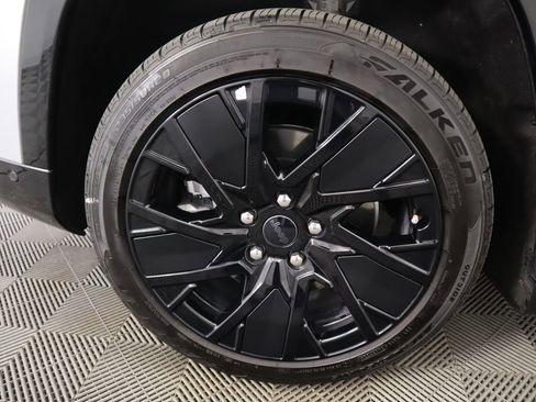 Used 2025 Jeep Wagoneer S Launch Edition image 32