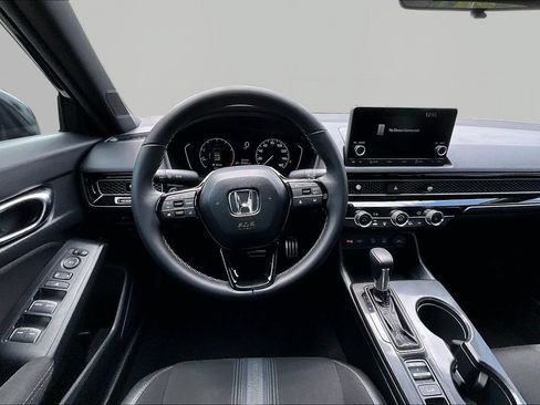 Used 2025 Honda Civic Sport image 9