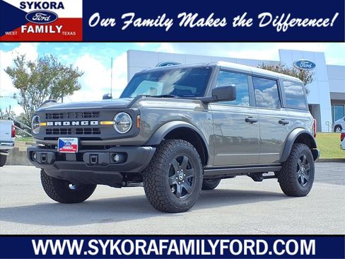 New 2025 Ford Bronco Big Bend w/ Black Diamond Package image 1