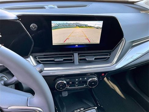 New 2026 Chevrolet Trax ACTIV w/ Sunroof Package image 15