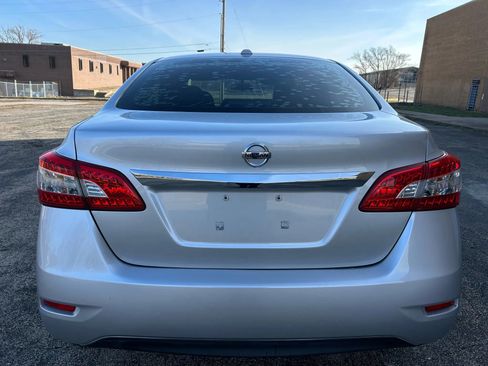 Used 2018 Nissan Sentra SV FWD image 4