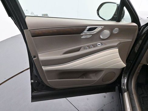 Used 2024 Genesis GV80 3.5T w/ Prestige Package image 9