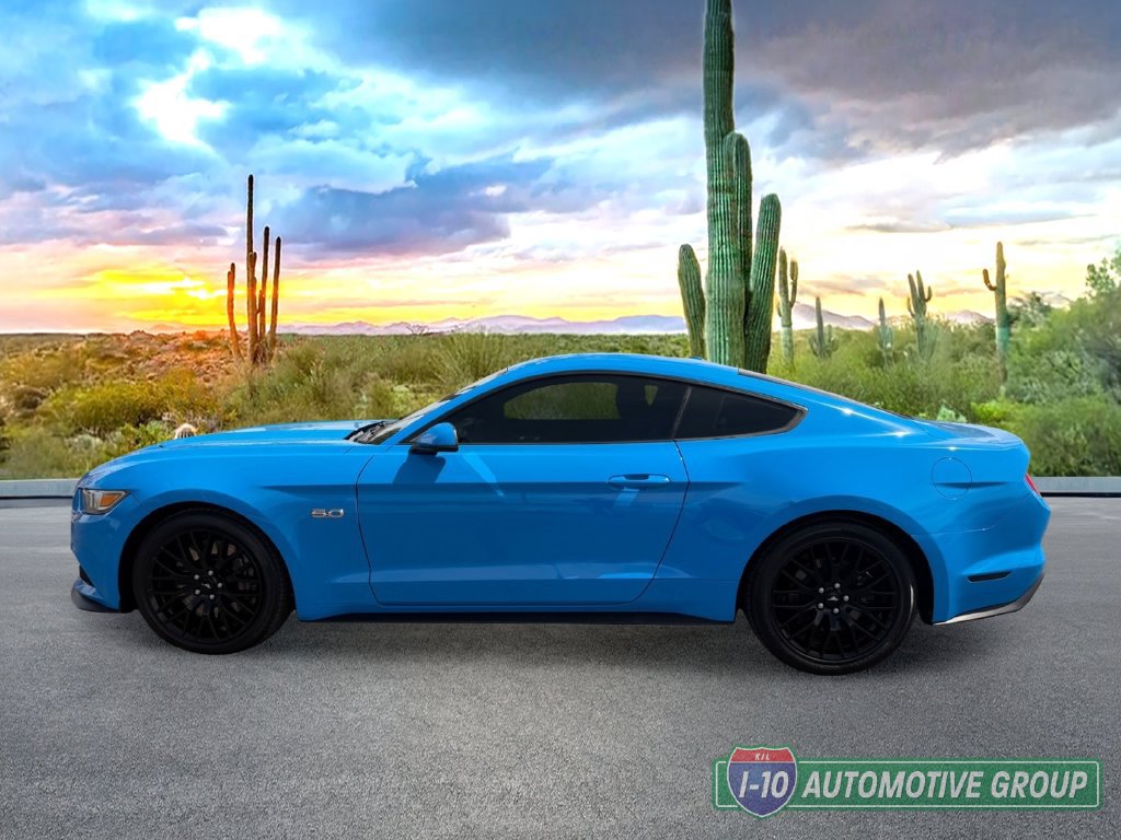 Used 2017 Ford Mustang GT Premium w/ GT Performance Package RWD image 8