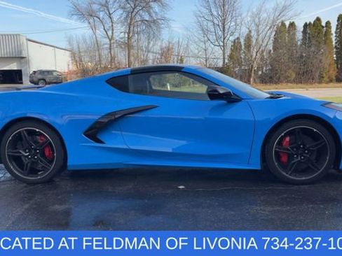Used 2023 Chevrolet Corvette Stingray Coupe w/ Z51 Performance Package image 9