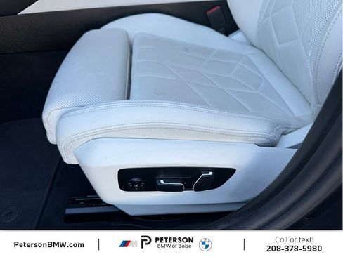 Used 2024 BMW 540i xDrive w/ Premium Package AWD/4WD image 20