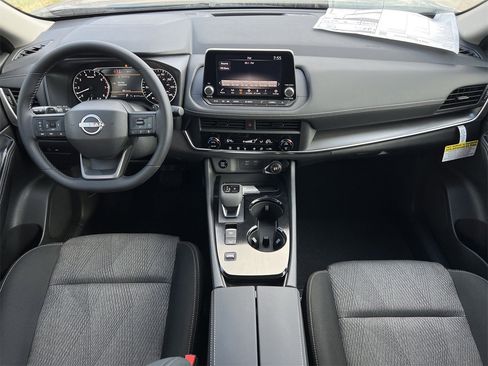 New 2026 Nissan Rogue SV image 8