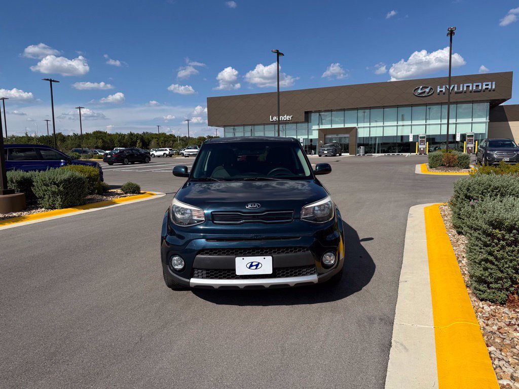 Used 2018 Kia Soul + FWD image 8