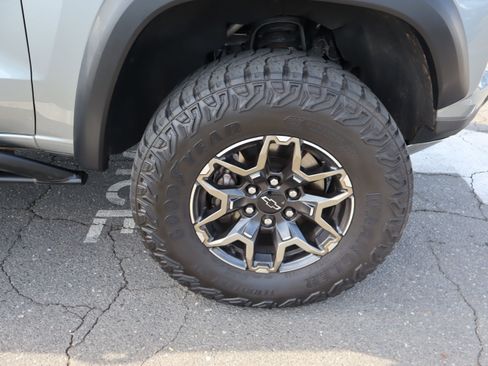 Certified 2024 Chevrolet Colorado ZR2 image 39