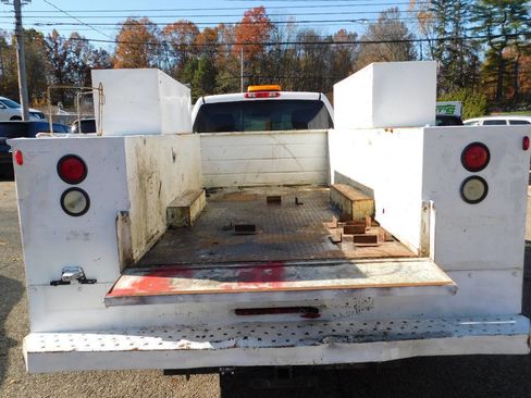 Used 2012 Chevrolet Silverado 3500 W/T image 11