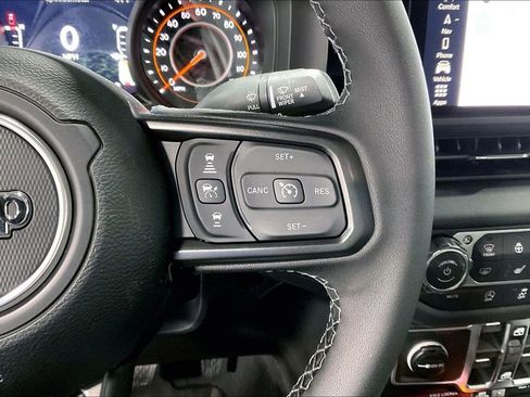 New 2026 Jeep Gladiator Mojave image 14