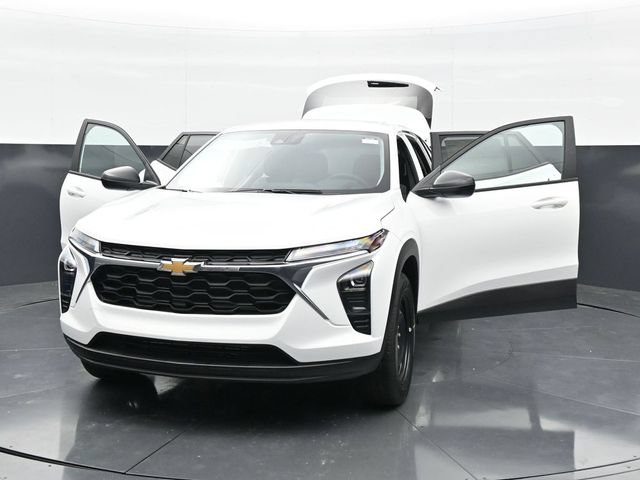 New 2026 Chevrolet Trax LS FWD image 47