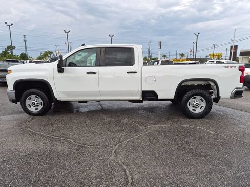 Used 2022 Chevrolet Silverado 2500 W/T w/ WT Convenience Package AWD/4WD image 9