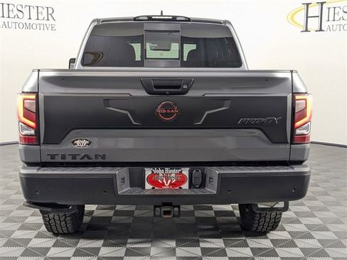 Used 2023 Nissan Titan PRO-4X w/ Pro-4x Convenience Package image 6