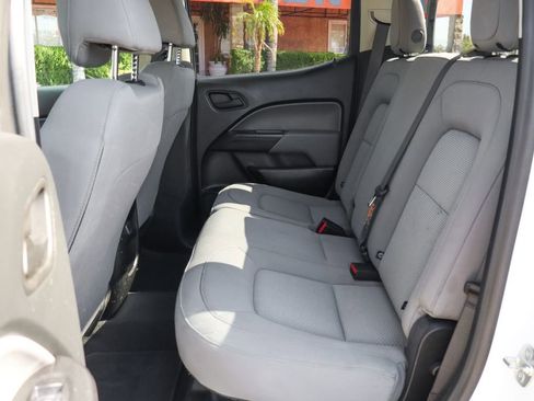 Used 2022 Chevrolet Colorado W/T w/ WT Convenience Package RWD image 38