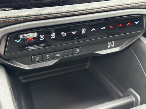 New 2026 Jeep Cherokee Limited image 19