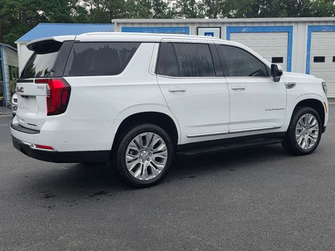 Used 2026 GMC Yukon Elevation w/ Elevation Premium Package AWD/4WD image 4