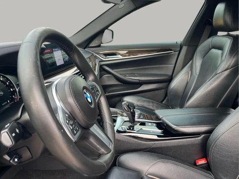 Used 2018 BMW 530i image 29