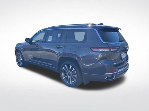 Used 2022 Jeep Grand Cherokee L Overland w/ Luxury Tech Group IV image 5
