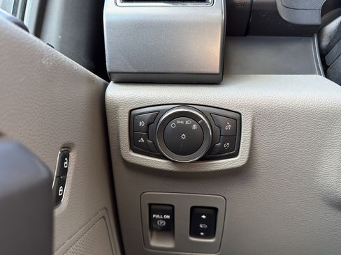 Used 2020 Ford F150 XLT w/ Equipment Group 302A Luxury image 24