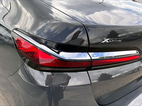 Used 2023 BMW 760i xDrive w/ Executive Package AWD/4WD image 27