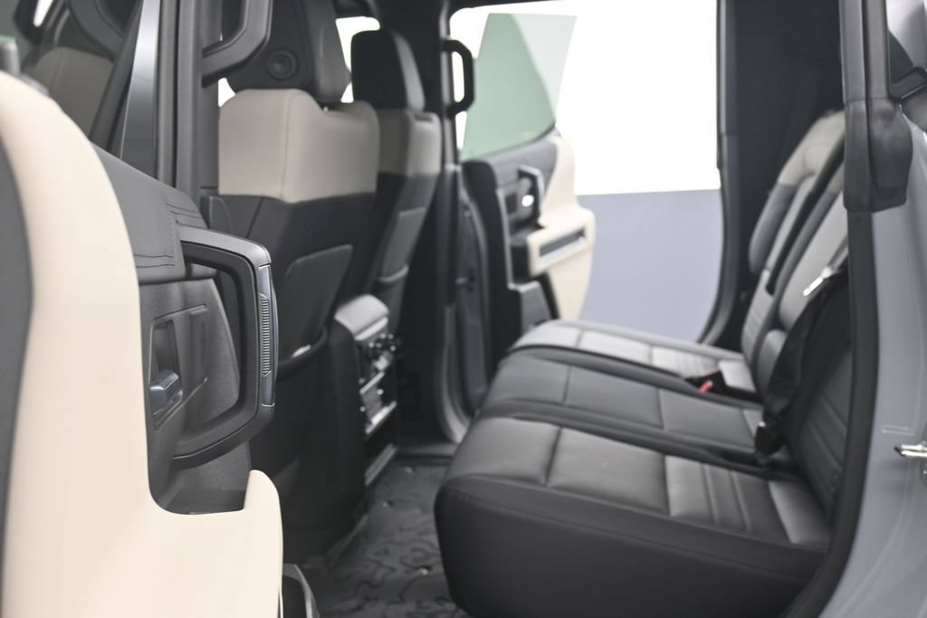 Used 2026 GMC Hummer EV SUV AWD/4WD image 13