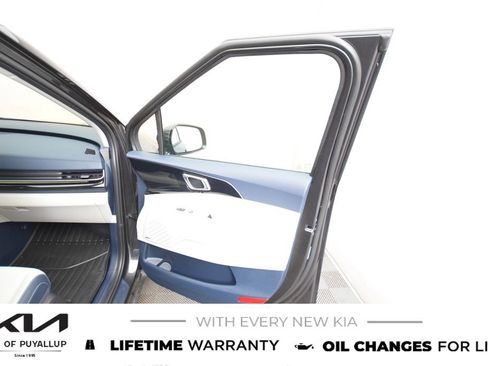 New 2025 Kia Carnival SX Prestige image 15