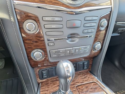 Used 2020 Nissan Armada SL w/ Premium Package image 16