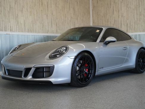 Used 2019 Porsche 911 Carrera 4 GTS image 4