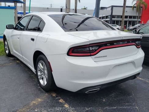 Used 2020 Dodge Charger SXT RWD image 6