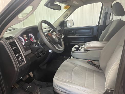 Used 2014 RAM 1500 Express AWD/4WD image 12