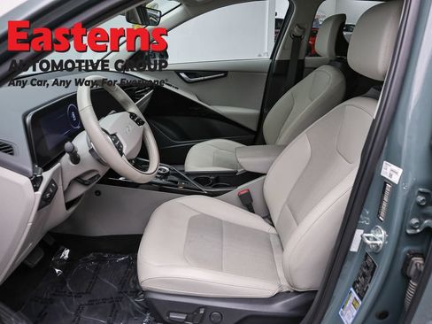Used 2023 Kia Niro Wind w/ Wind Preserve Package FWD image 14