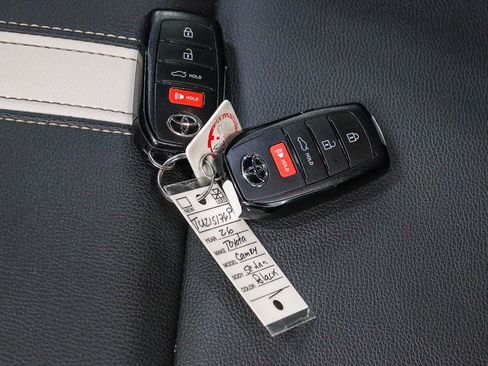 Used 2026 Toyota Camry SE FWD image 22