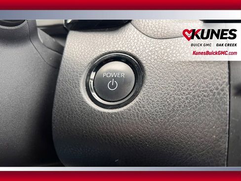 Used 2025 Toyota Camry SE image 24