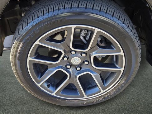 Used 2019 RAM 1500 Laramie image 5