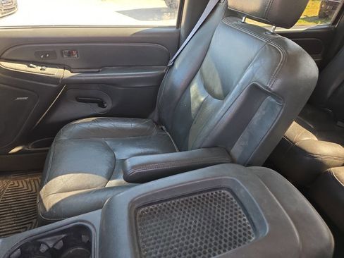 Used 2004 GMC Sierra 1500 SLT w/ Off-Road Package AWD/4WD image 15