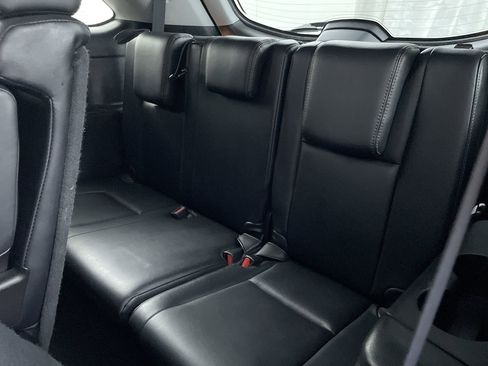 Used 2017 Toyota Highlander XLE image 24