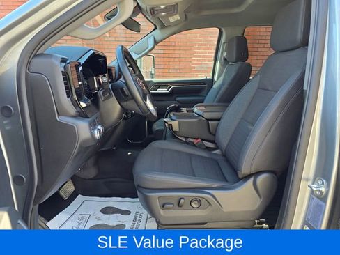 Used 2025 GMC Sierra 2500 SLE w/ SLE Value Package; AWD/4WD image 13