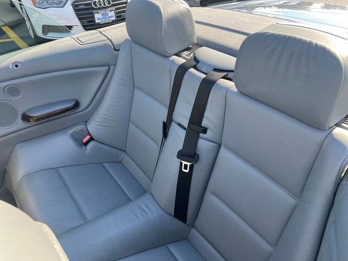 Used 2004 BMW 325Ci Convertible RWD image 24