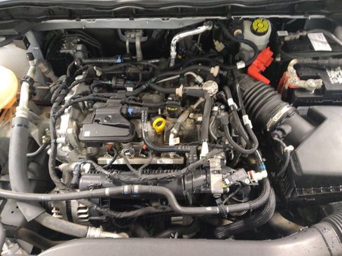 Used 2020 Ford Escape S image 30