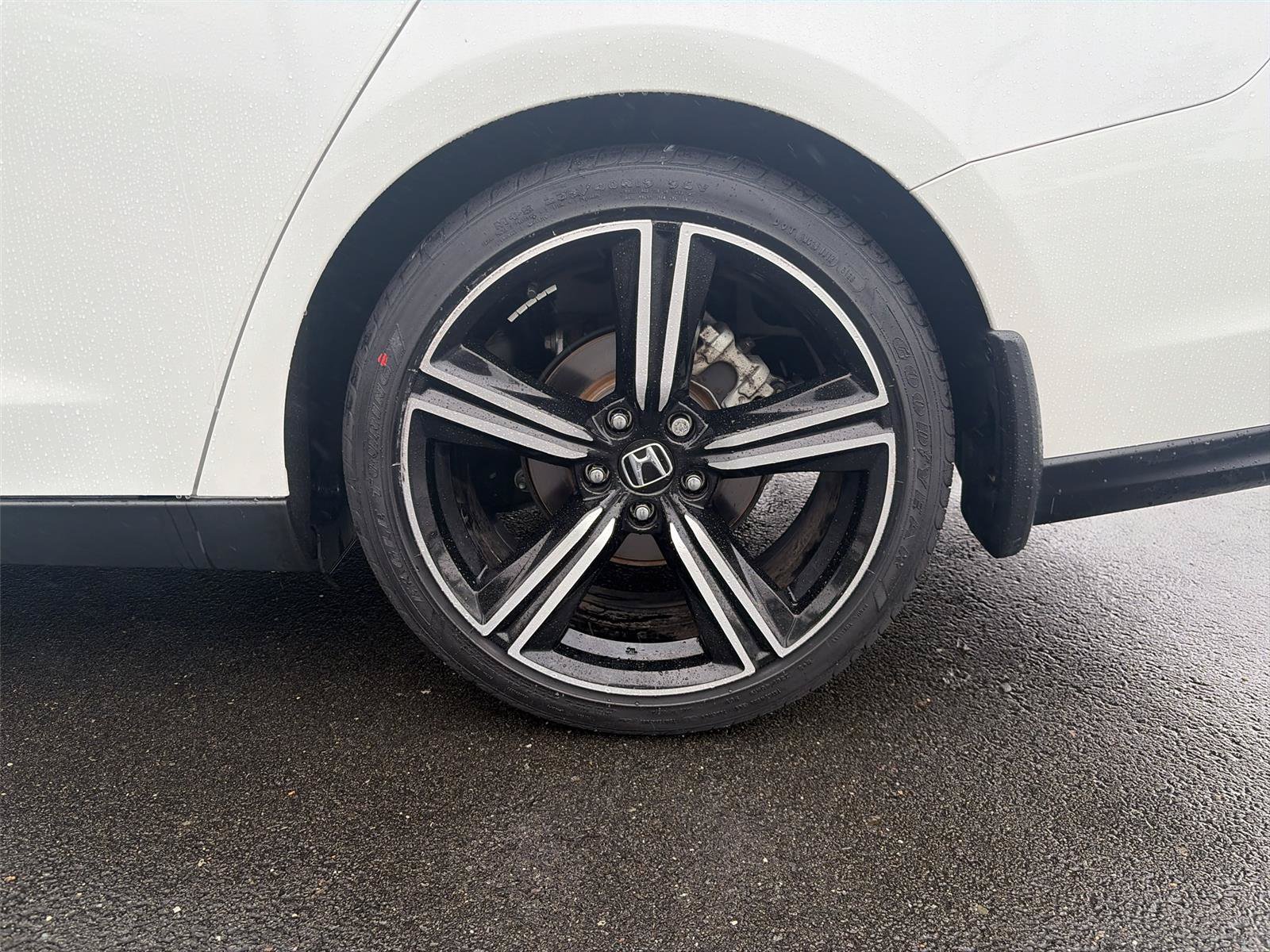 Certified 2024 Honda Accord Sport image 25