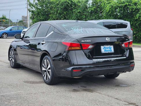 Used 2021 Nissan Altima 2.5 SV FWD image 5