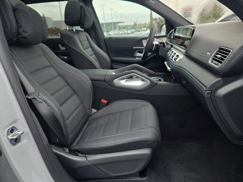 New 2026 Mercedes-Benz GLS 580 GLS 580 image 28