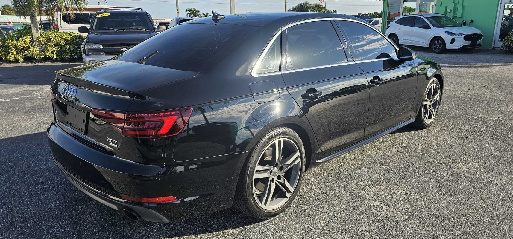 Used 2018 Audi A4 2.0T Ultra Premium Plus FWD image 3