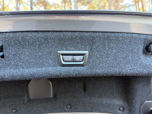 New 2026 BMW 330i xDrive Sedan w/ M Sport Package image 18