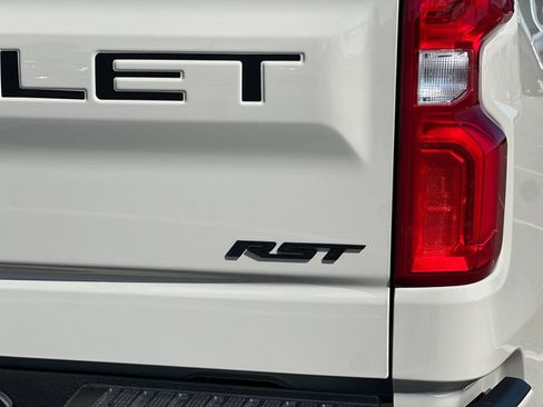 New 2026 Chevrolet Silverado 1500 RST w/ Dark Appearance Package image 25